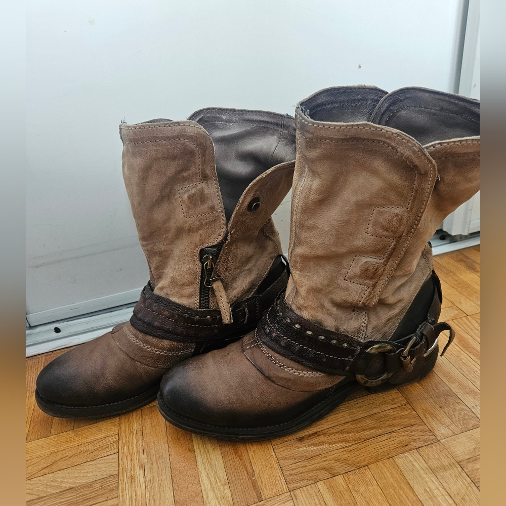 Stylish Brown Leather Boots